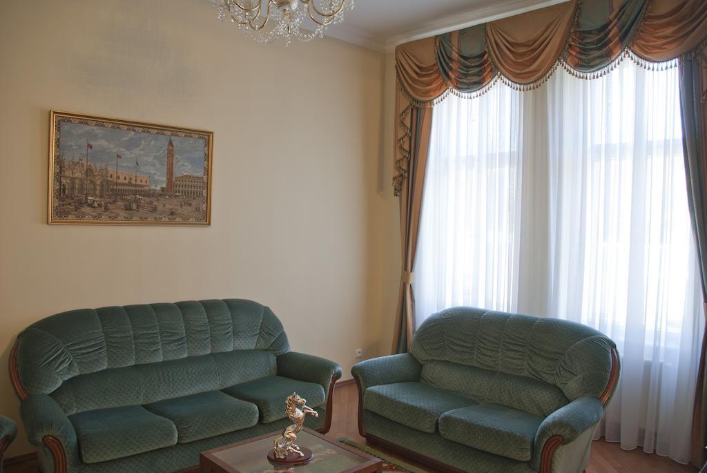 קרלובי וארי Apartman Na Zahradni חדר תמונה