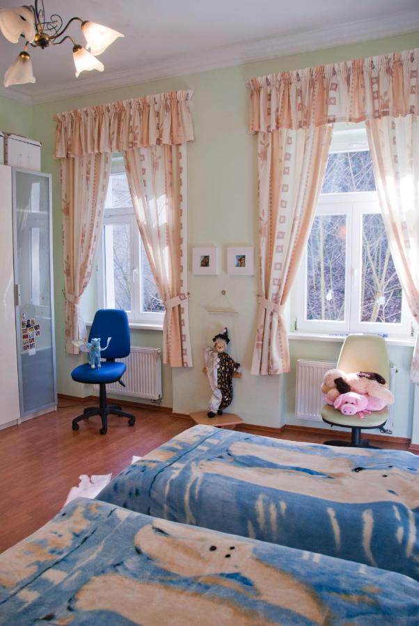 קרלובי וארי Apartman Na Zahradni מראה חיצוני תמונה